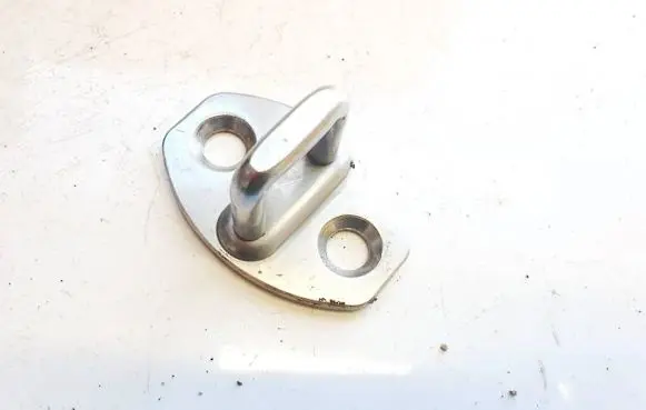 Volkswagen Touran I Rear door lock loop/hook striker 3b0837033ag