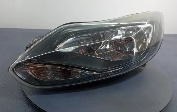 Ford Focus Headlight/headlamp BM51-13W030-CJ