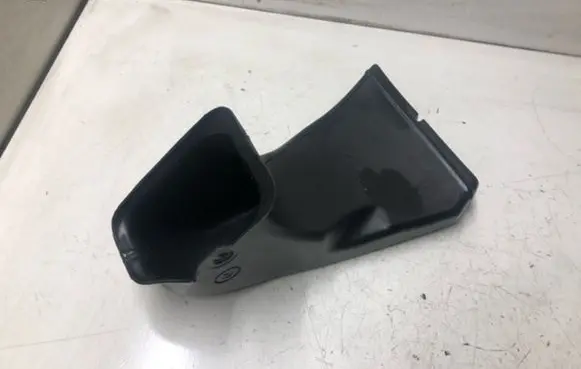 Cabin air duct channel