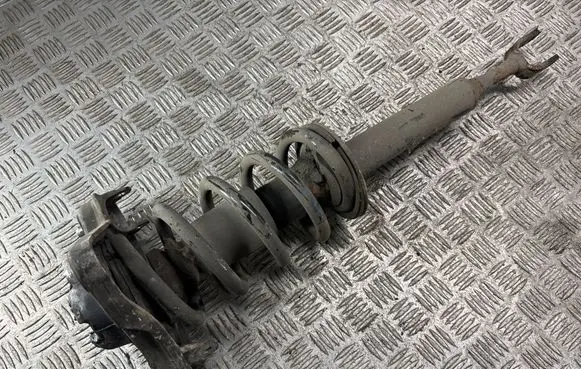 Front shock absorber with coil spring