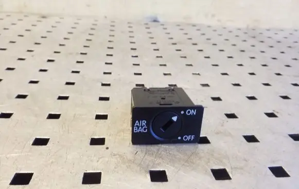 Audi A4 S4 B8 8K Passenger airbag on/off switch 1K0919237D