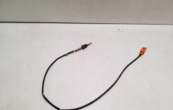 Audi Q3 8U Exhaust gas temperature sensor 03L906088BJ