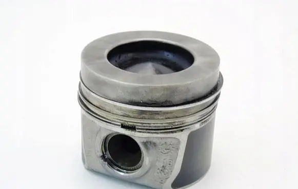 Skoda Fabia Mk2 (5J) Piston 790MA