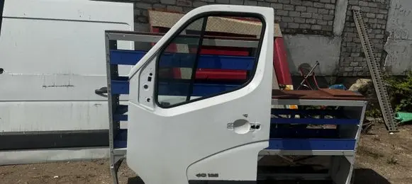 Renault Master III Front door