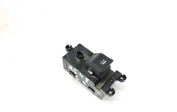 Hyundai i40 Electric window control switch 935803Z000 39R5201000