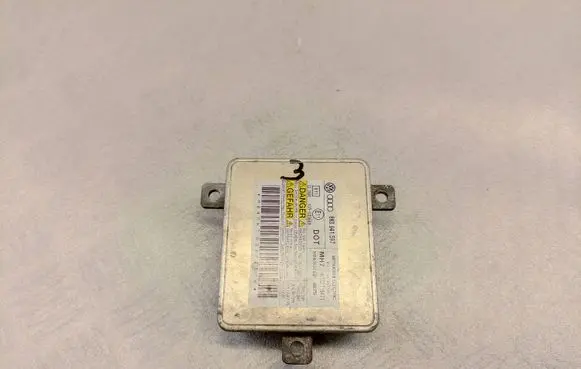Audi A3 S3 8V Headlight ballast module Xenon 8K0941597 W003T18471 10R023689