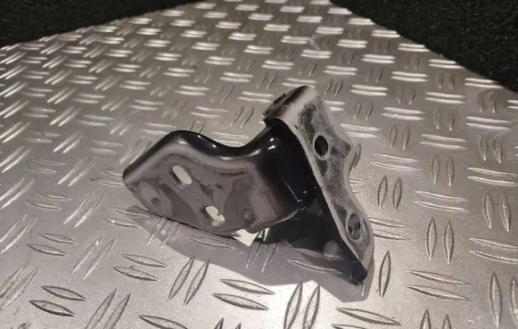 Front door upper hinge