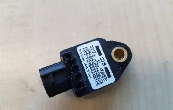 Hyundai i30 Airbag deployment crash/impact sensor 959203k000 95920-3k000