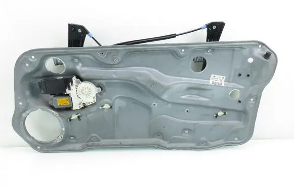 Volkswagen Golf IV Front door window regulator with motor 1C1959802A 1J3837730AE