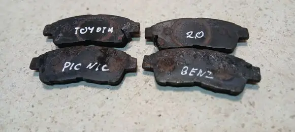 Toyota Picnic Brake pads (front) 