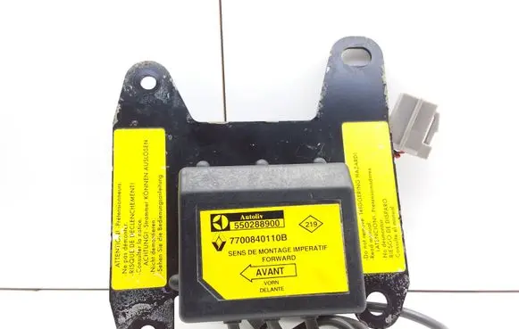 Renault Laguna I Airbag control unit/module 7700840110B 550288900