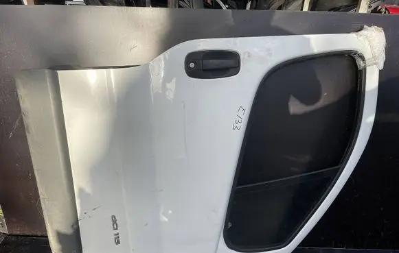 Nissan Primastar Front door