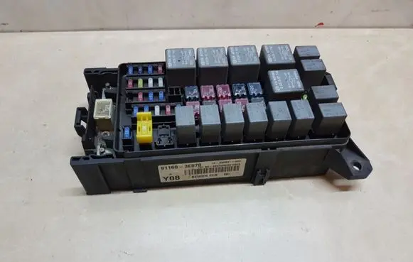 KIA Sorento Fuse module 911603E070