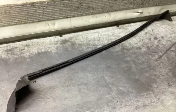 Mini One - Cooper R50 - 53 Front door rubber seal 7039865 12744710