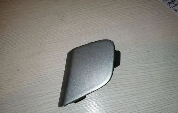 Ford Focus Front tow hook cap/cover BM5117A989A
