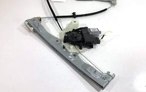 Citroen C4 Cactus Front door window regulator with motor 9832873680