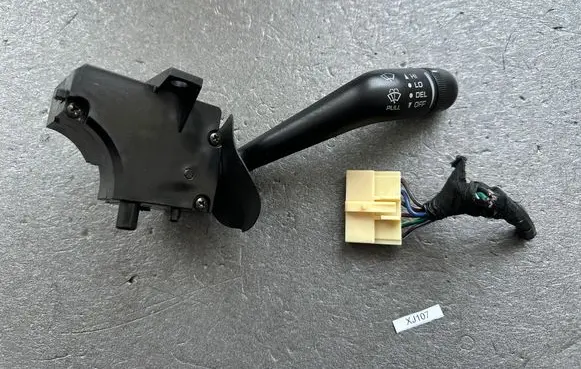 Jeep Cherokee XJ Wiper control stalk 4793313