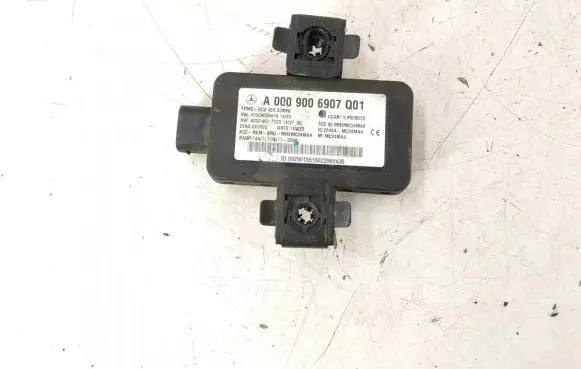 Mercedes-Benz C W205 Tire pressure sensor 0009006907 0009001105