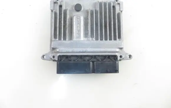 Mercedes-Benz C W204 Engine control unit/module 0054467140 6461503334 R0412C073A