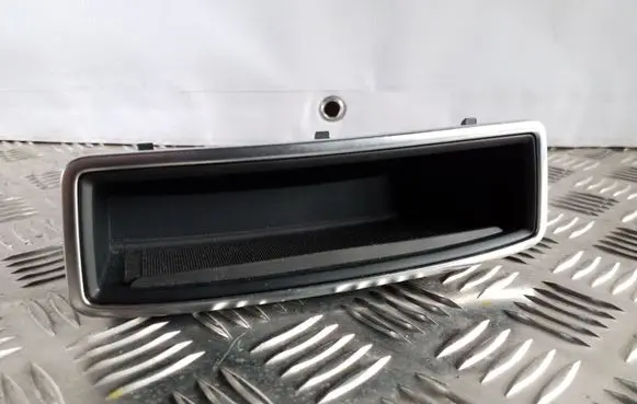 Audi A6 C7 Dashboard storage box/compartment 4G0863300