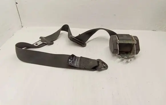 Renault Kangoo II Front seatbelt 8200448758 5231520