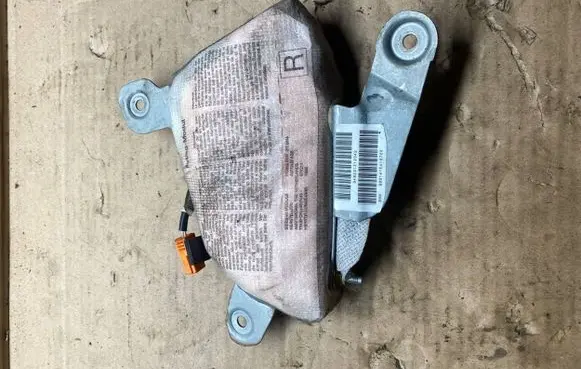 BMW 5 E39 Front door airbag 348231212042 98B141EA1670K