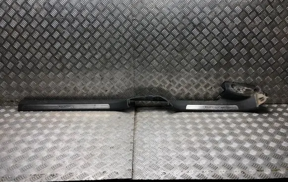 Volkswagen Passat Alltrack Front sill trim cover 3AA853369