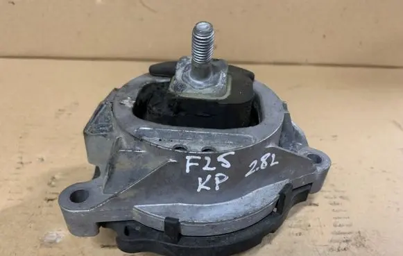 BMW X3 F25 Engine mount bracket 6856183