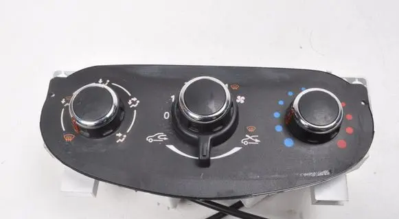 Dacia Duster Climate control/heater control trim 