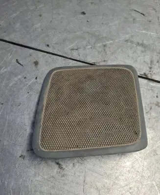Side speaker trim/cover