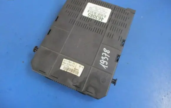 Citroen C4 I Picasso Fuse box set 9661940480