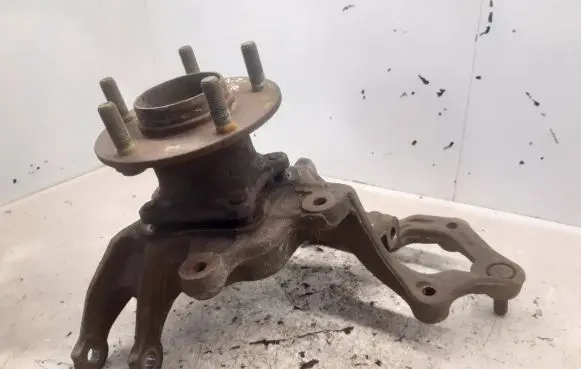 Mazda 6 Rear wheel hub spindle/knuckle 