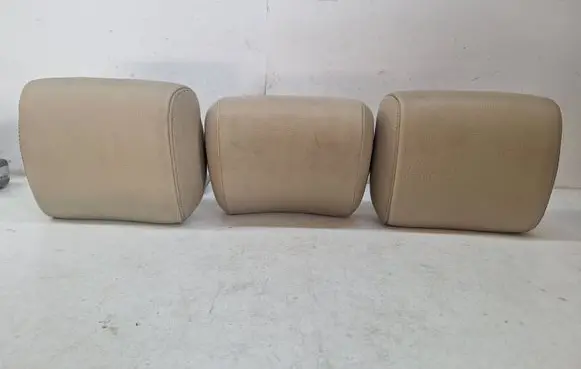 Mercedes-Benz S W221 Rear seat headrest 