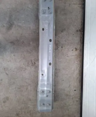 Toyota Auris E180 Rear bumper support beam 1111