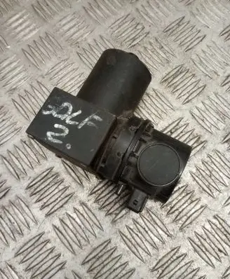 Volkswagen Golf II Central locking vacuum pump 312090