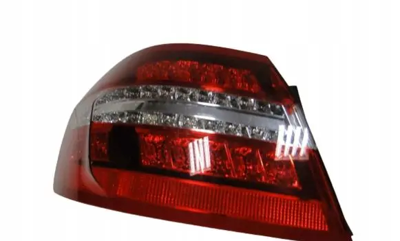Mercedes-Benz E W212 Rear/tail lights A2129060658