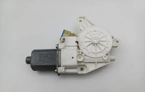 Mercedes-Benz R W251 Front door window regulator motor A2518200842 0130822272
