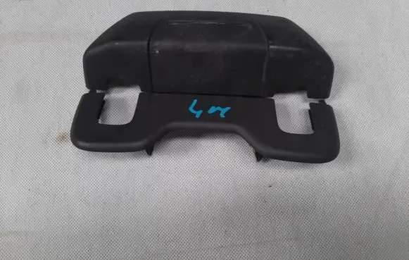 Audi Q7 4M Seat trim 4M0881590L