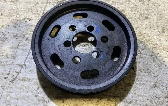 Audi A4 S4 B8 8K Power steering pump pulley 038145255B