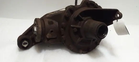 Land Rover Discovery 3 - LR3 Rear differential TVK500042