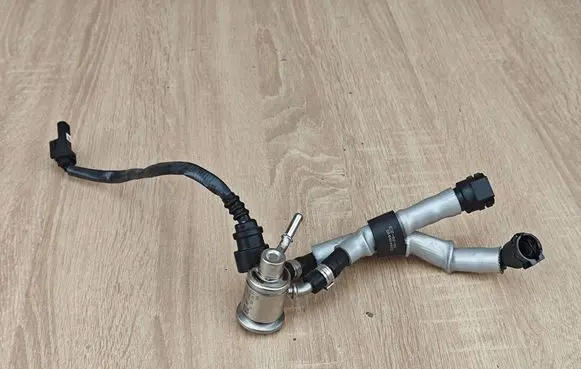 BMW X6 G06 AdBlue injector 9887955
