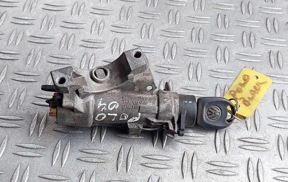 Volkswagen Polo Ignition lock 4B0905851B