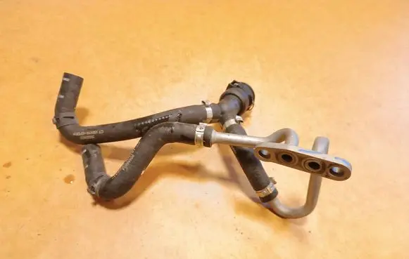 Peugeot 208 II Coolant pipe/hose 30559504 30559431 30559604