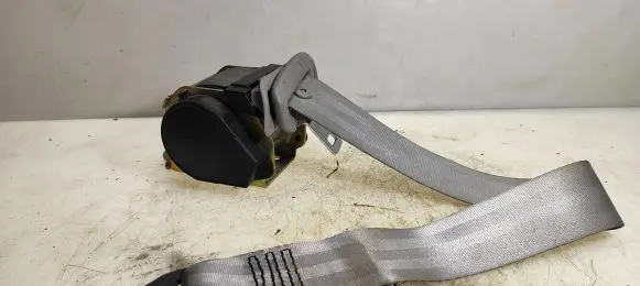 Peugeot 607 Middle seatbelt (rear) 049024 804889XX