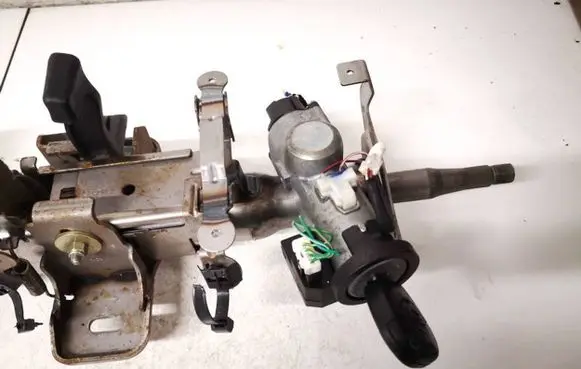 Nissan Primera Ignition lock