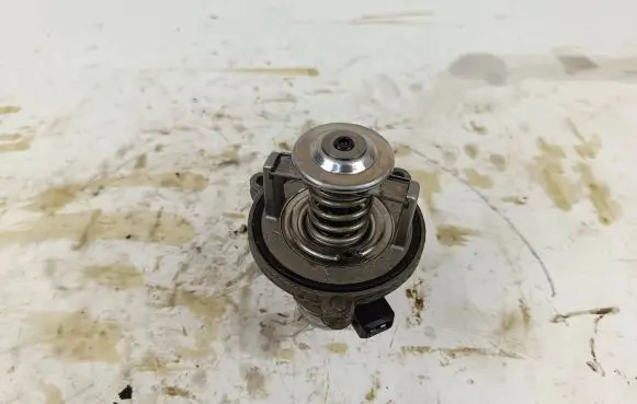 BMW X5 E70 Thermostat 7586885