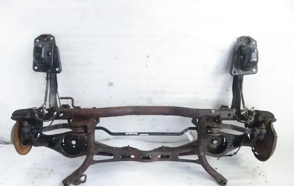 Volkswagen Golf V Rear beam 