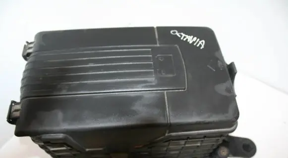 Skoda Octavia Mk2 (1Z) Battery box tray 1K0915333 1K0915336B