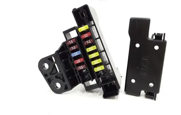 Toyota Avensis T250 Fuse module