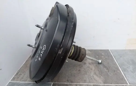 Volkswagen Golf V Brake booster 1K1614105AJ